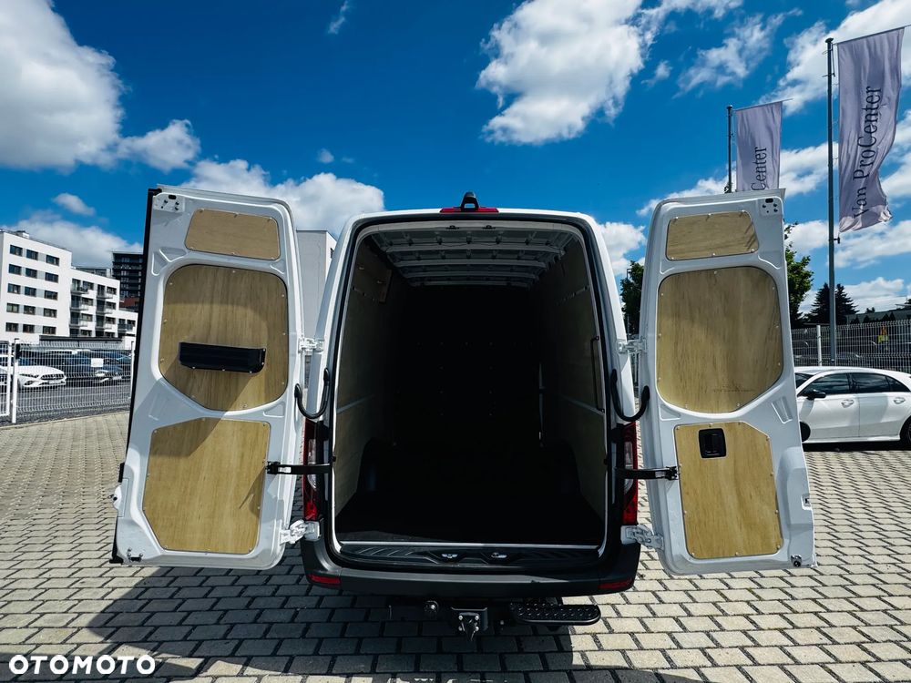Mercedes-Benz 317 CDI Furgon długi PRO Brygadowy 7 osób - 16