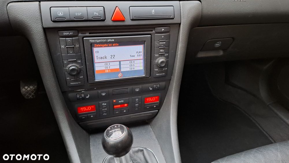 Audi A6 Limousine 3.0 quattro - 36