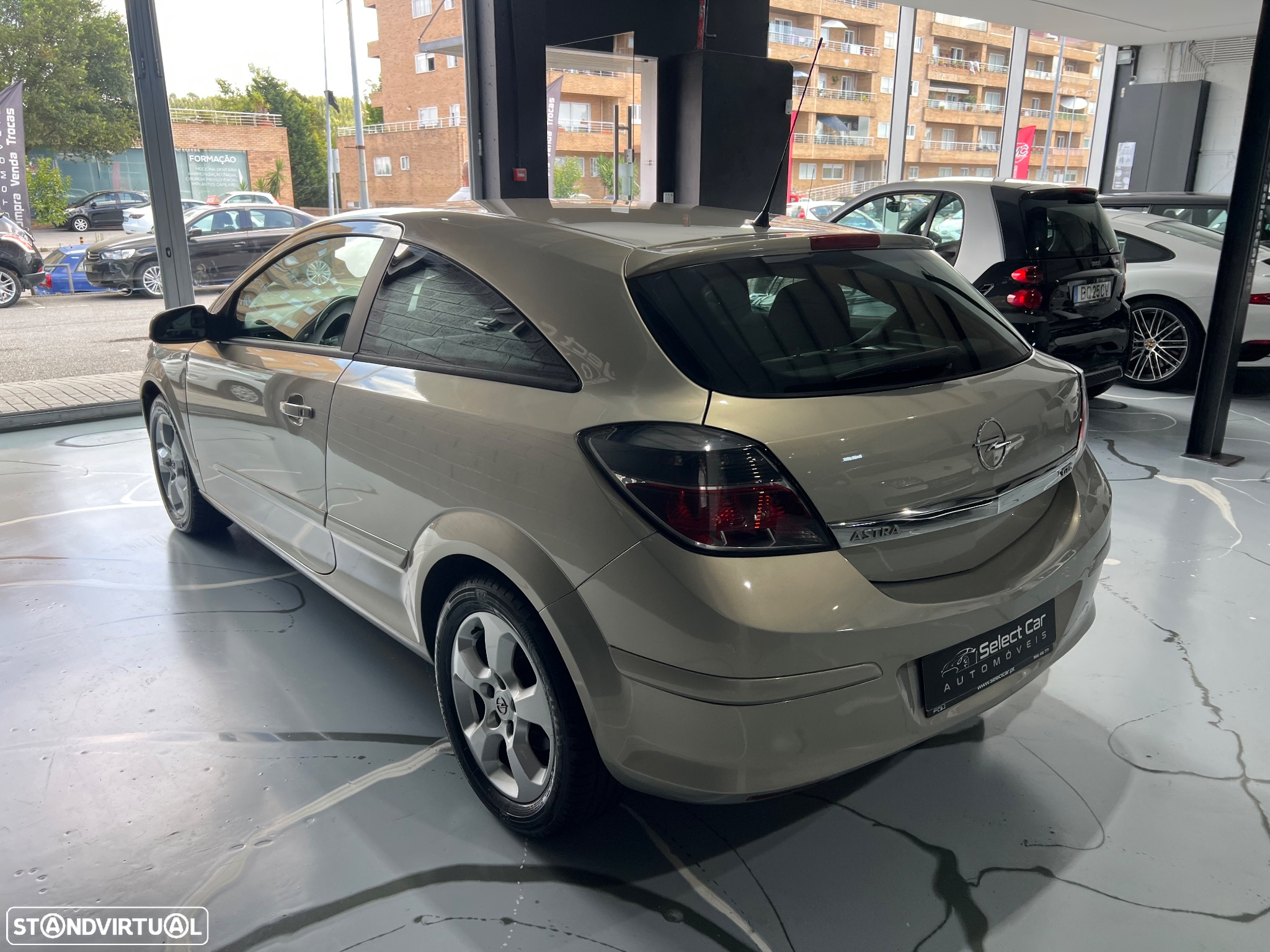 Opel Astra GTC 1.3 CDTi - 7