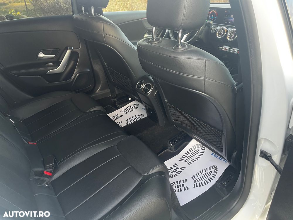 Mercedes-Benz A 250 e Sedan Aut. - 22