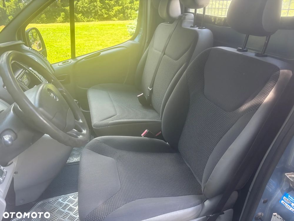 Opel Vivaro - 6