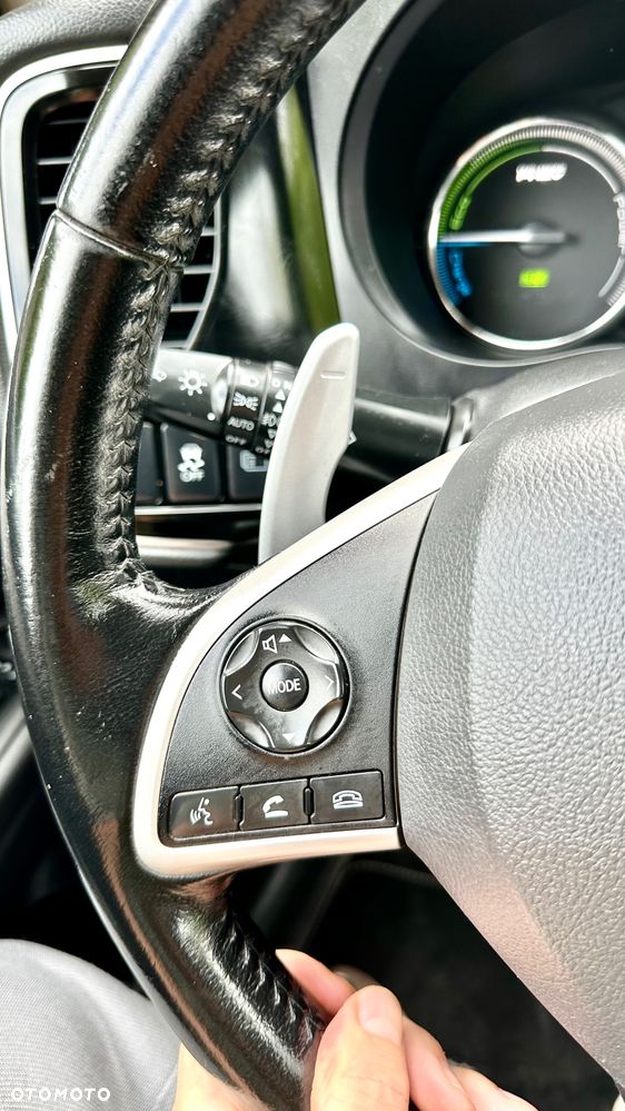Mitsubishi Outlander 2.0 4WD - 29