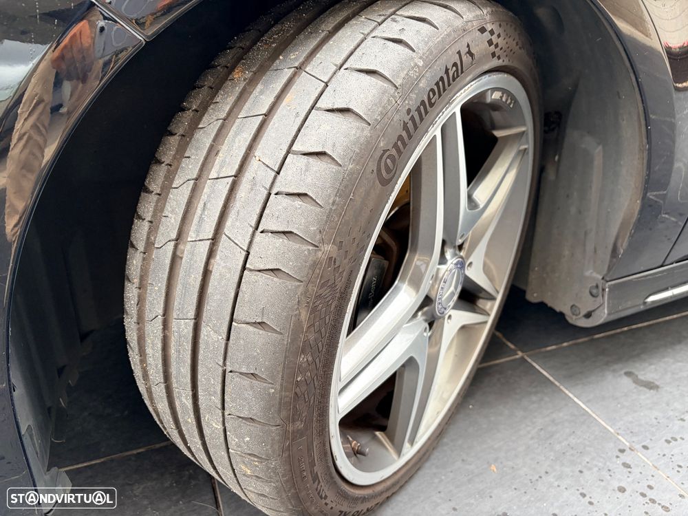Mercedes-Benz CLA 200 d Shooting Brake AMG Line - 14