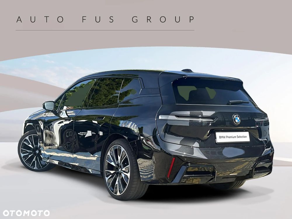 BMW iX - 5