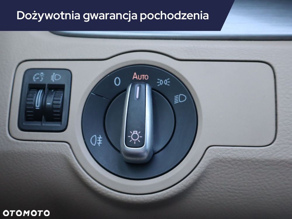 Volkswagen Passat Variant - 17