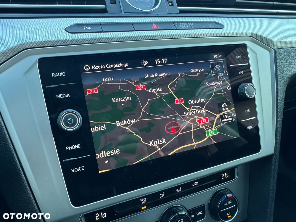 Volkswagen Passat ver-2-0-tdi-scr-dsg-comfortline - 18