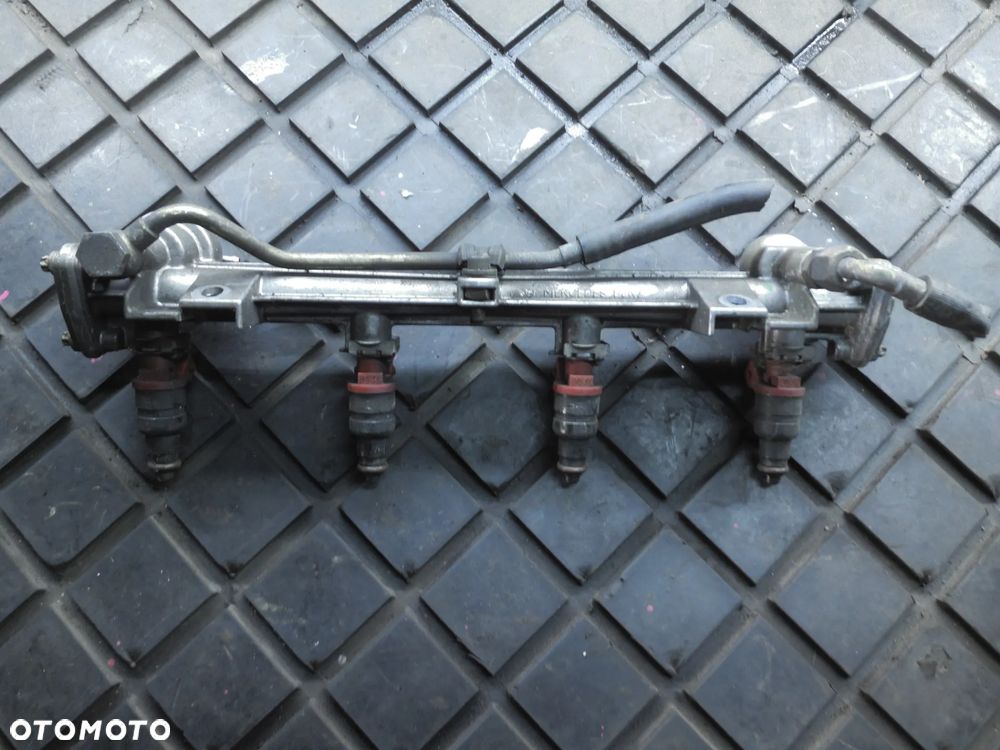 MERCEDES SL R129 3.2 LISTWA WTRYSKOWA WTRYSKI 0000788523 - 1