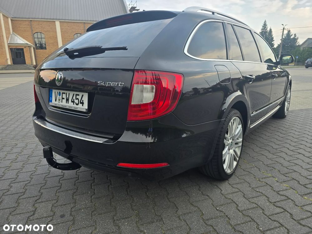 Skoda Superb 2.0 TDI 4x4 Elegance - 16