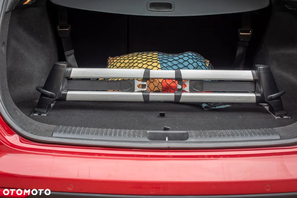 Kia Ceed 1.6 GDI L Business Line - 31