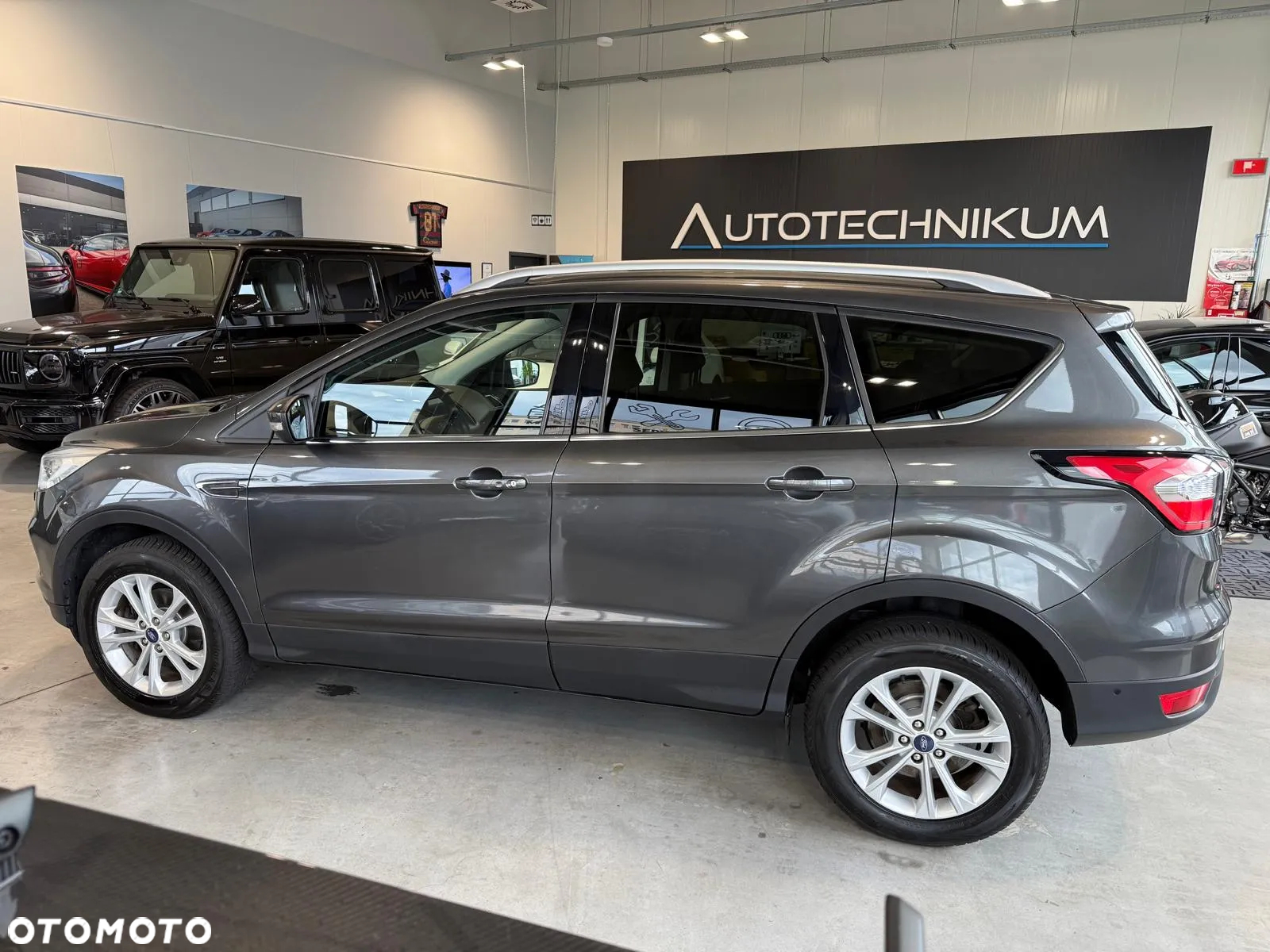 Ford Kuga 1.5 EcoBoost 2x4 SYNC - 22