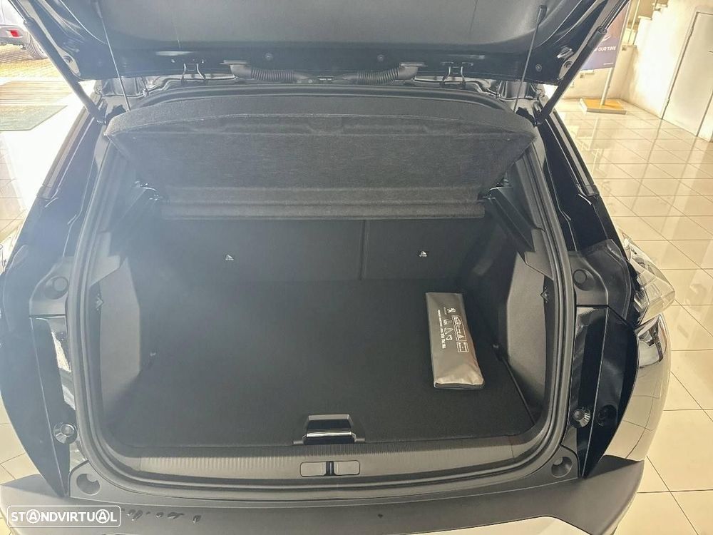 Peugeot 2008 1.2 PureTech Allure - 6