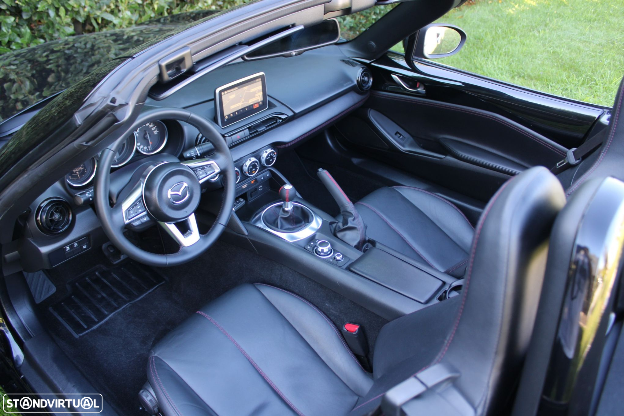 Mazda MX-5 SKYACTIV-G 131 SAKURA - 4