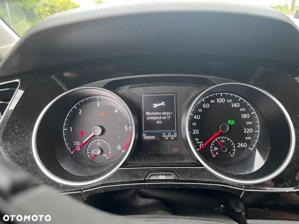 Volkswagen Touran 2.0 TDI BMT Highline DSG - 6