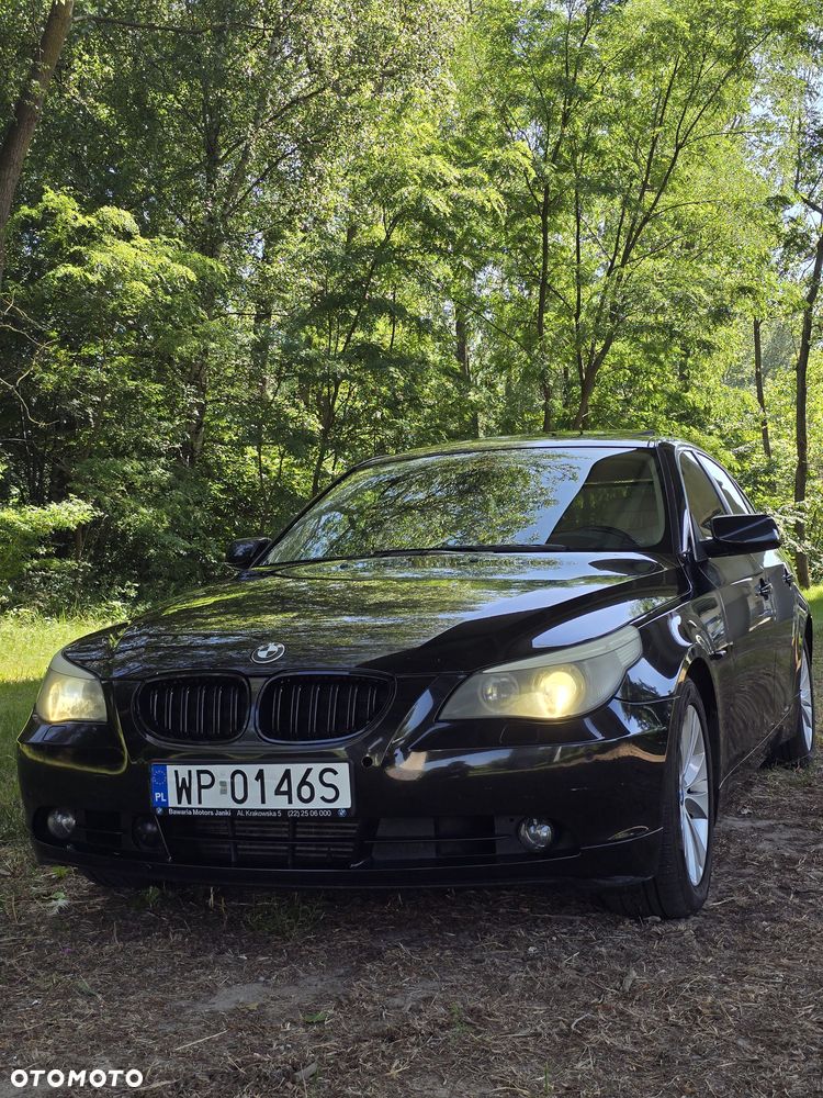 BMW Seria 5 525d - 1
