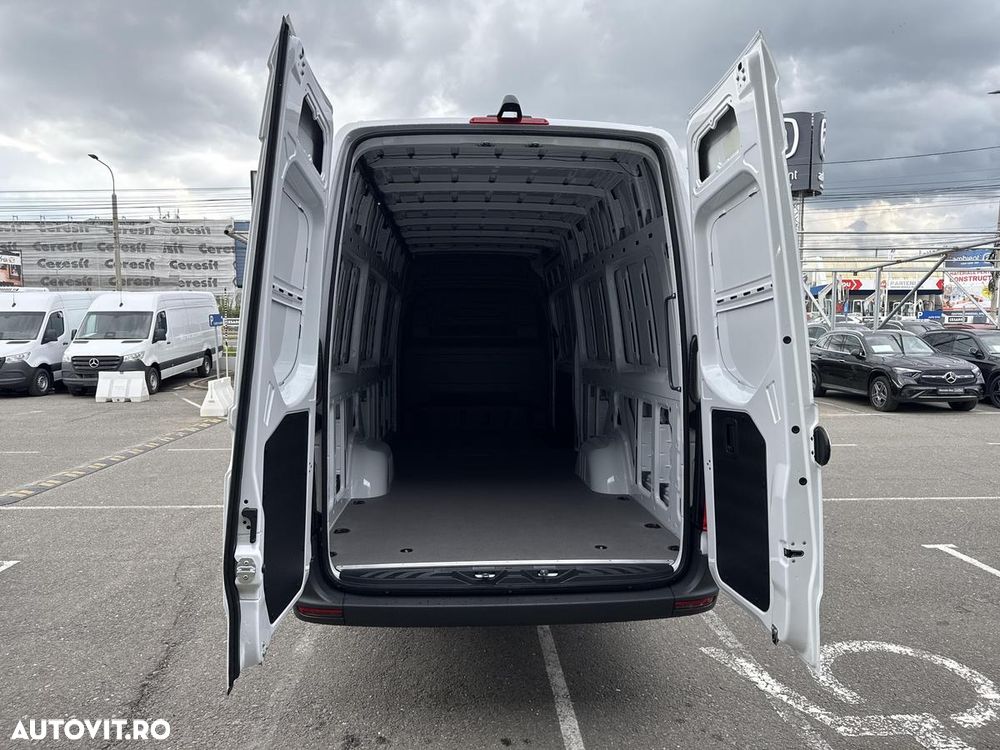 Mercedes-Benz Sprinter 317 Furgon Extra-Lung 15.5 mc - 11