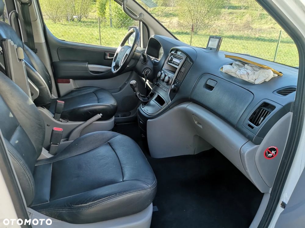 Hyundai H-1 2.5 CRDi Premium - 32