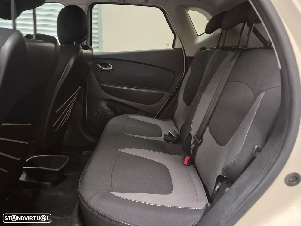 Renault Captur 1.5 dCi Exclusive - 18