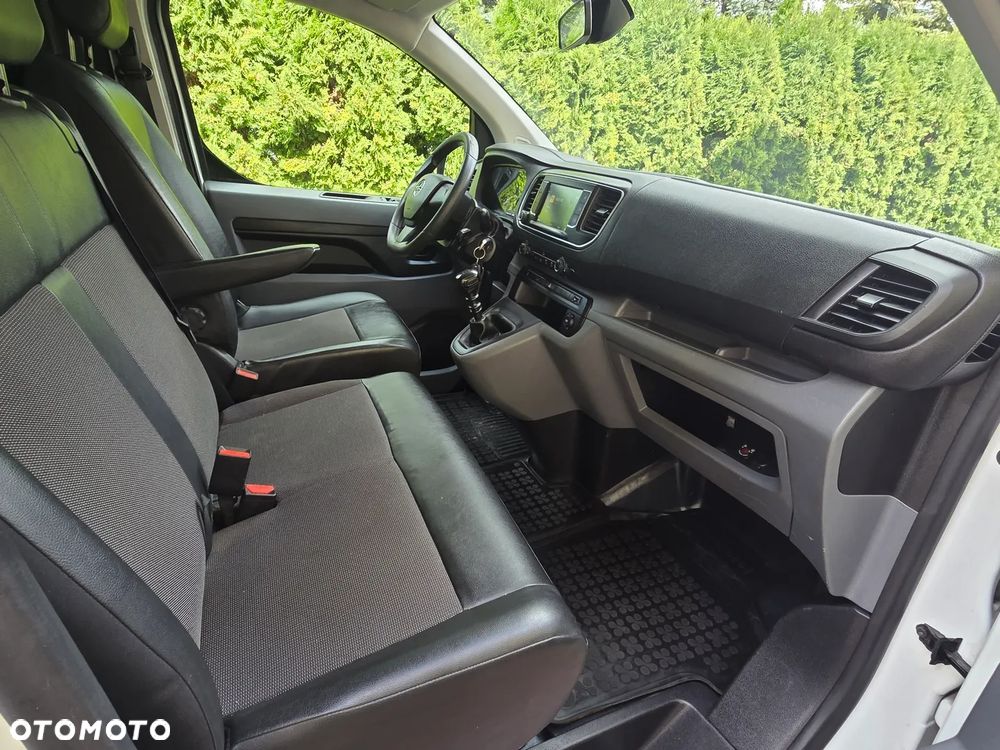 Opel Vivaro - 23