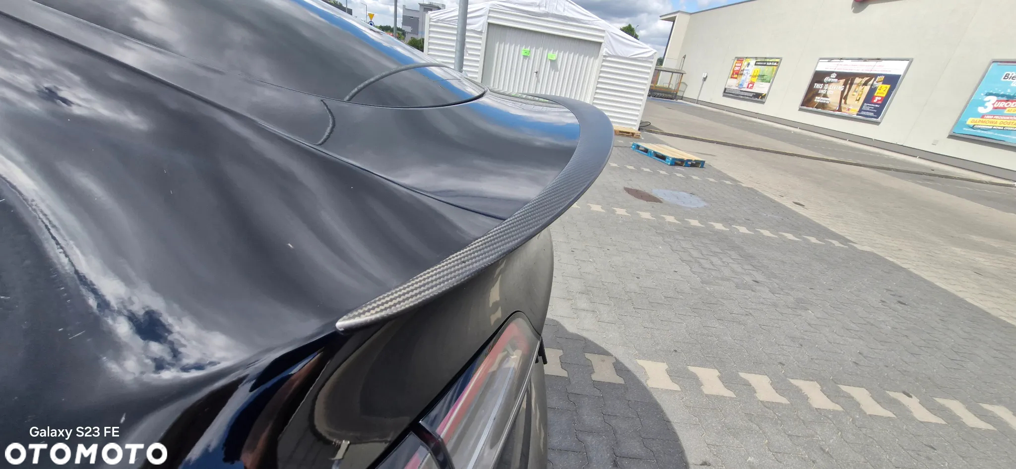 Tesla Y Performance AWD - 13