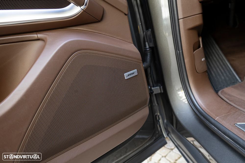 Porsche Cayenne Coupé Turbo S E-Hybrid Tiptronic S - 9