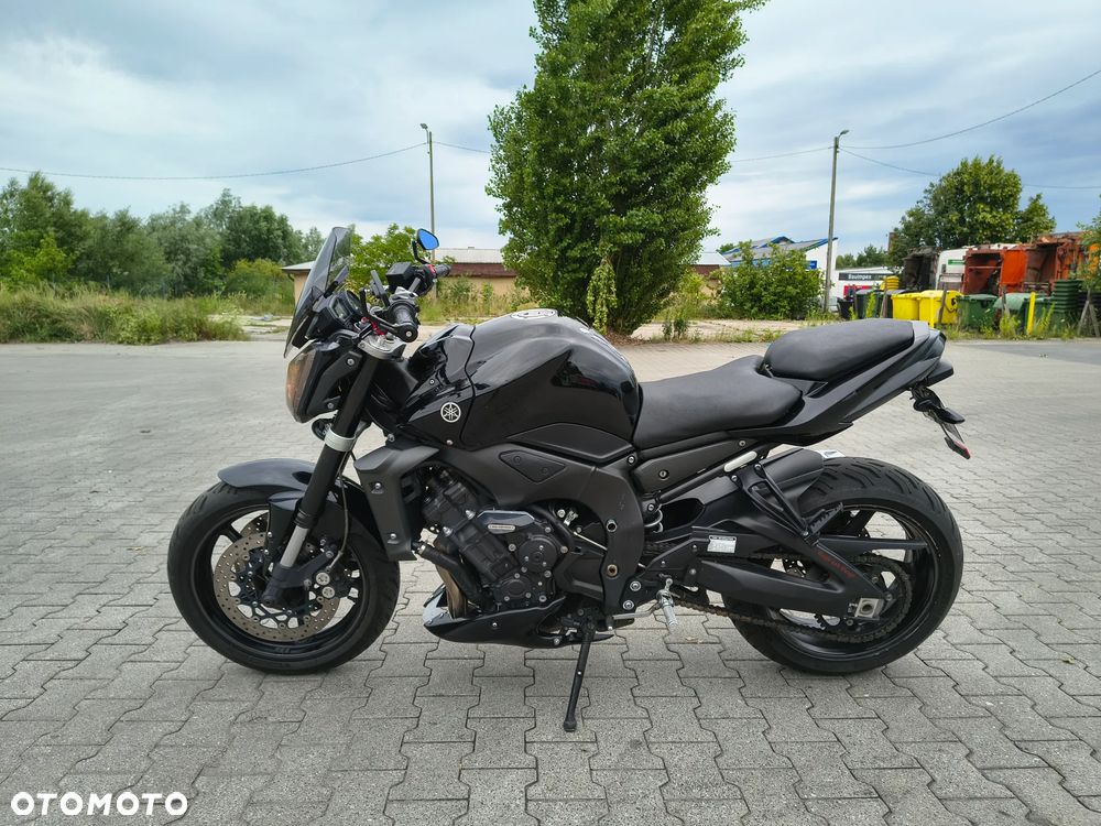 Yamaha FZ - 4