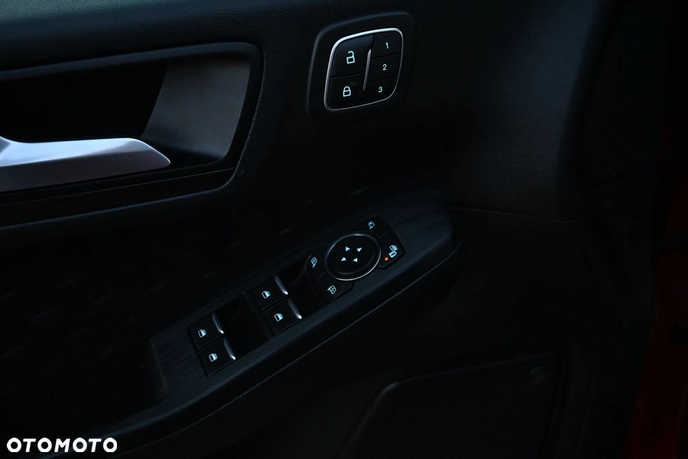 Ford Kuga 2.0 EcoBlue 4x4 VIGNALE - 32