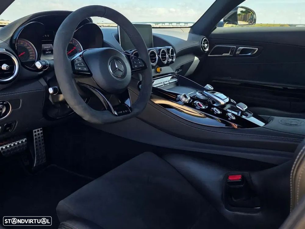 Mercedes-Benz AMG GT R Roadster - 7