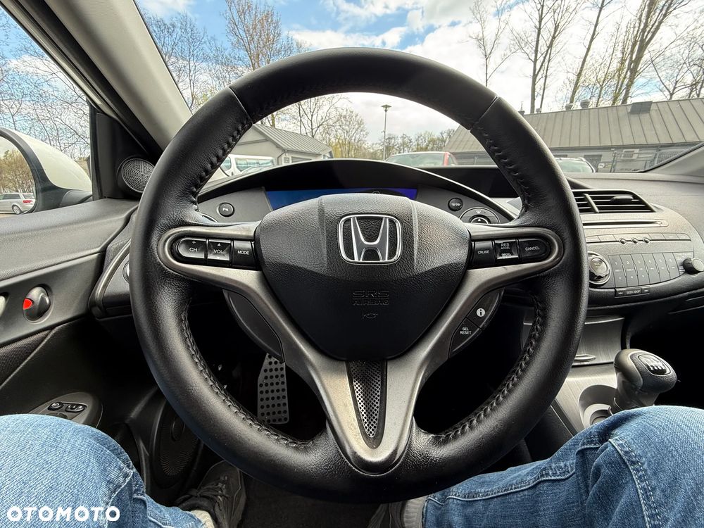 Honda Civic 1.8i-VTEC Sport - 12