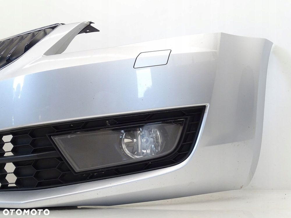 KPL ZDERZAK PRZÓD PRZEDNI POD SPRYSKIWACZE LAMP SKODA OCTAVIA III 5E LA7W - 4