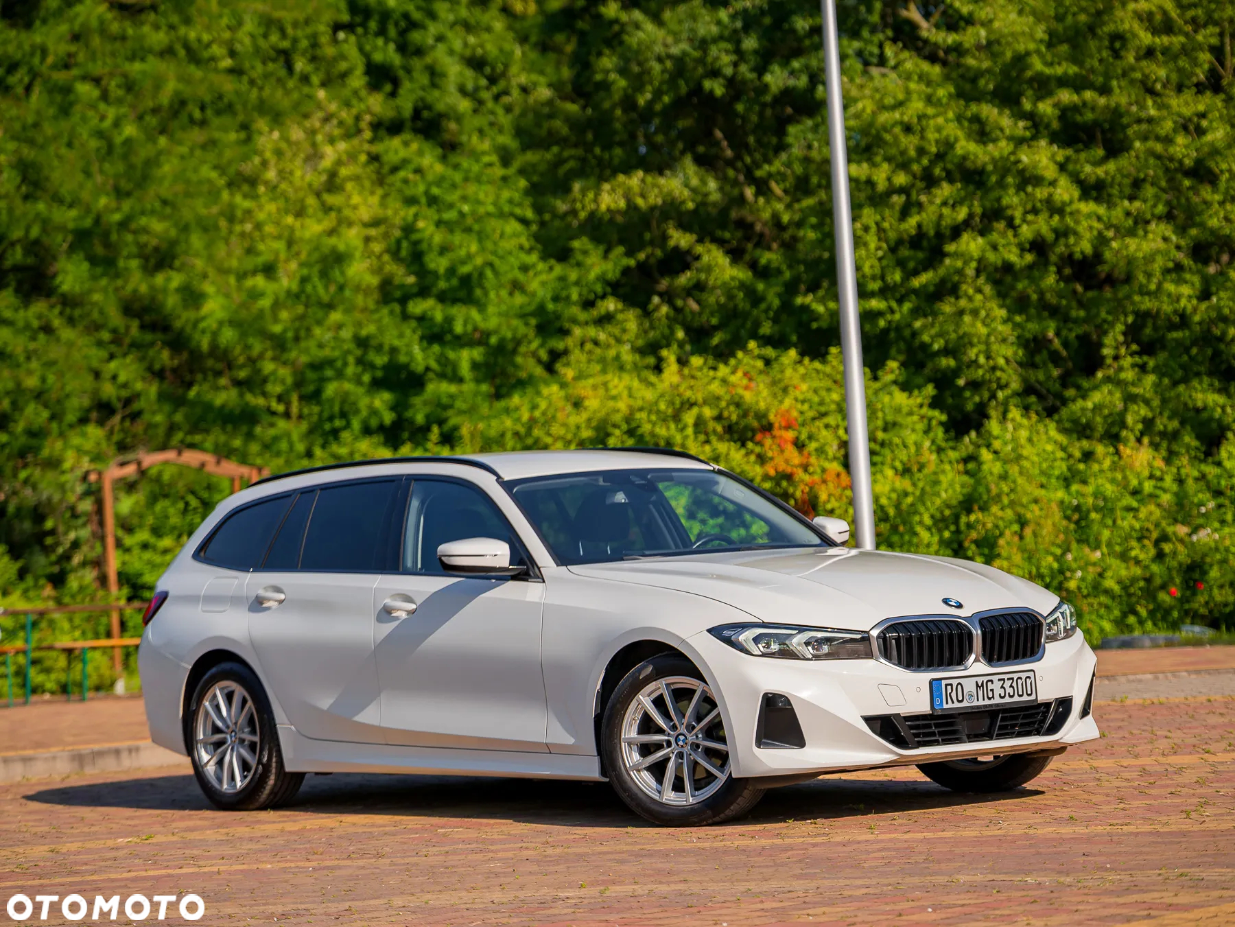 BMW Seria 3 318d Business Edition - 4