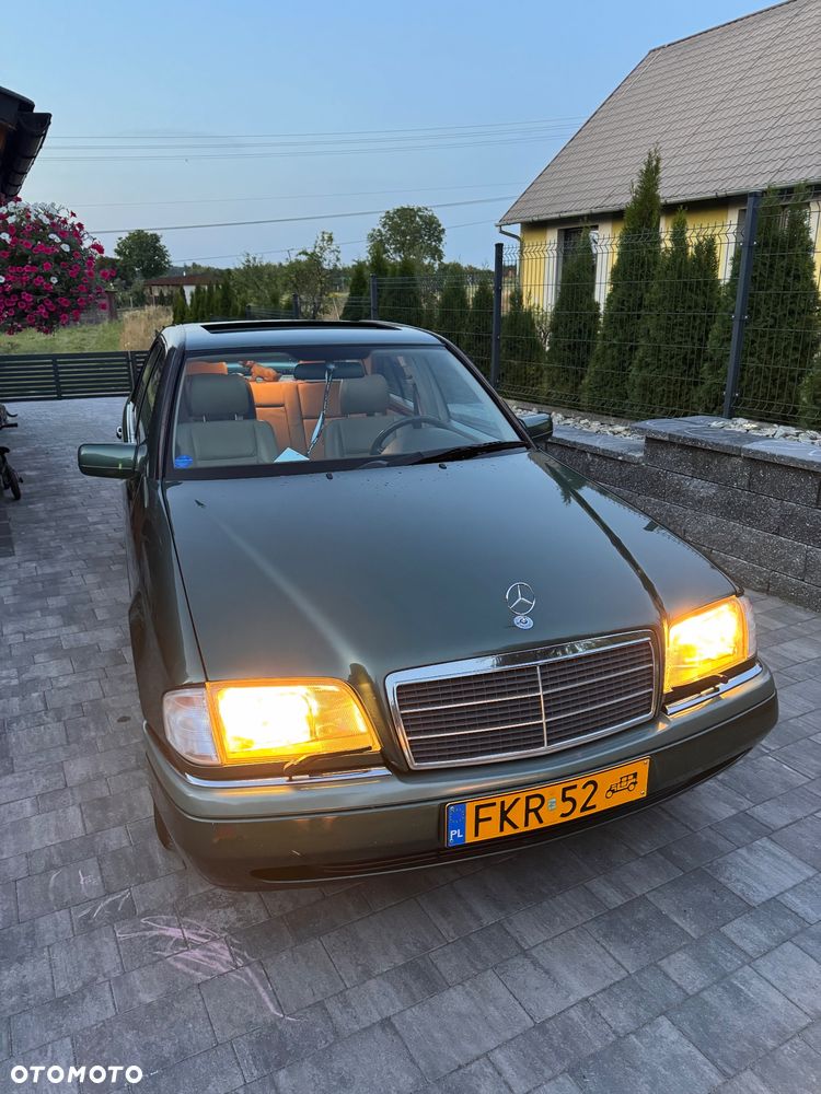 Mercedes-Benz Klasa C - 19