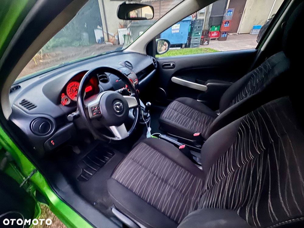 Mazda 2 1.3 Exclusive - 9