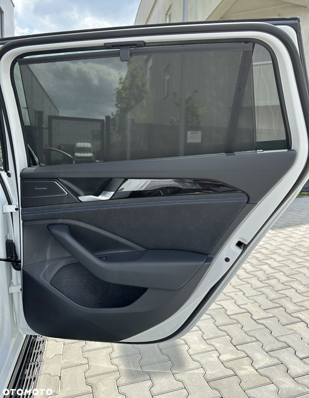 Volkswagen Passat - 19