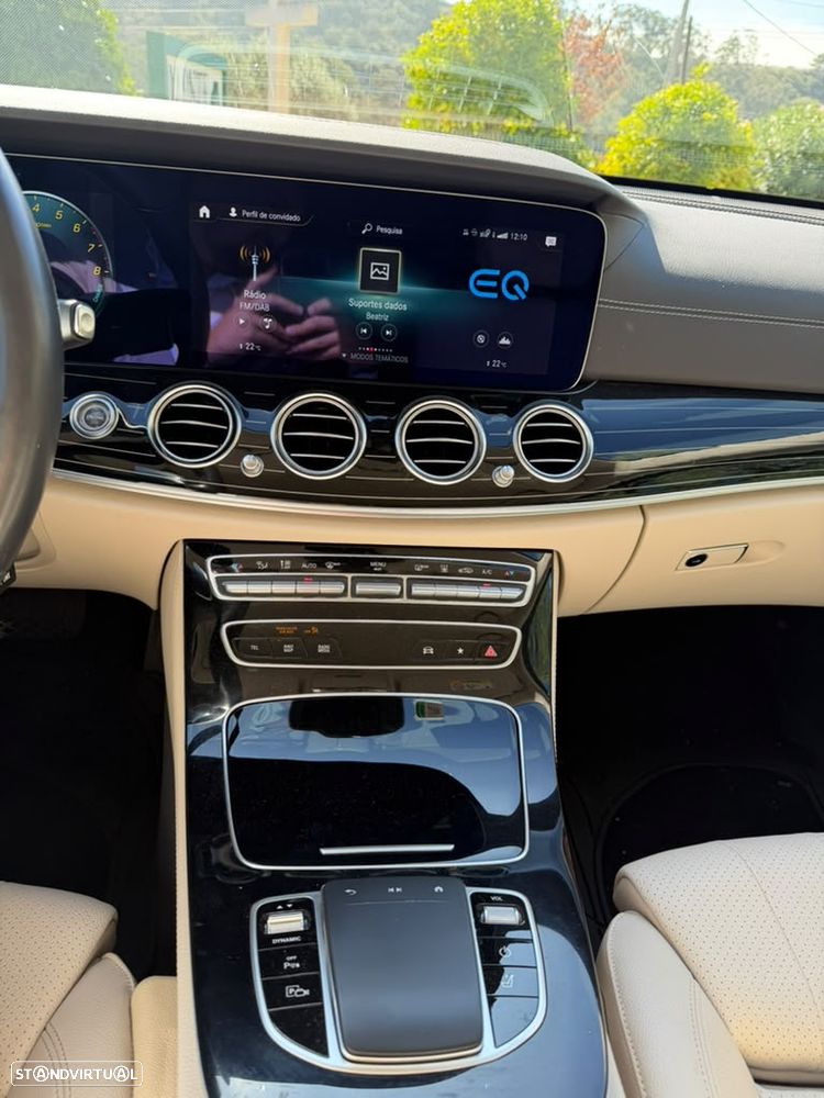 Mercedes-Benz E 300 e Station 9G-TRONIC AMG Line - 20