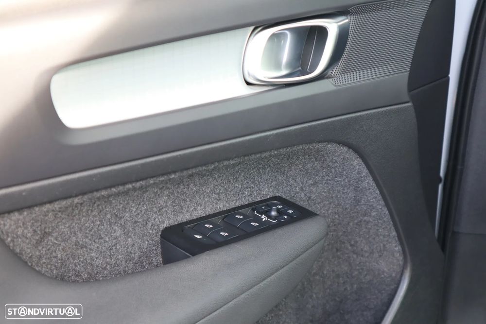 Volvo XC 40 1.5 T5 PHEV Momentum - 14