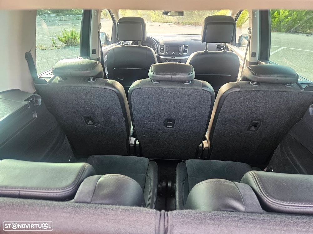 VW Sharan - 16