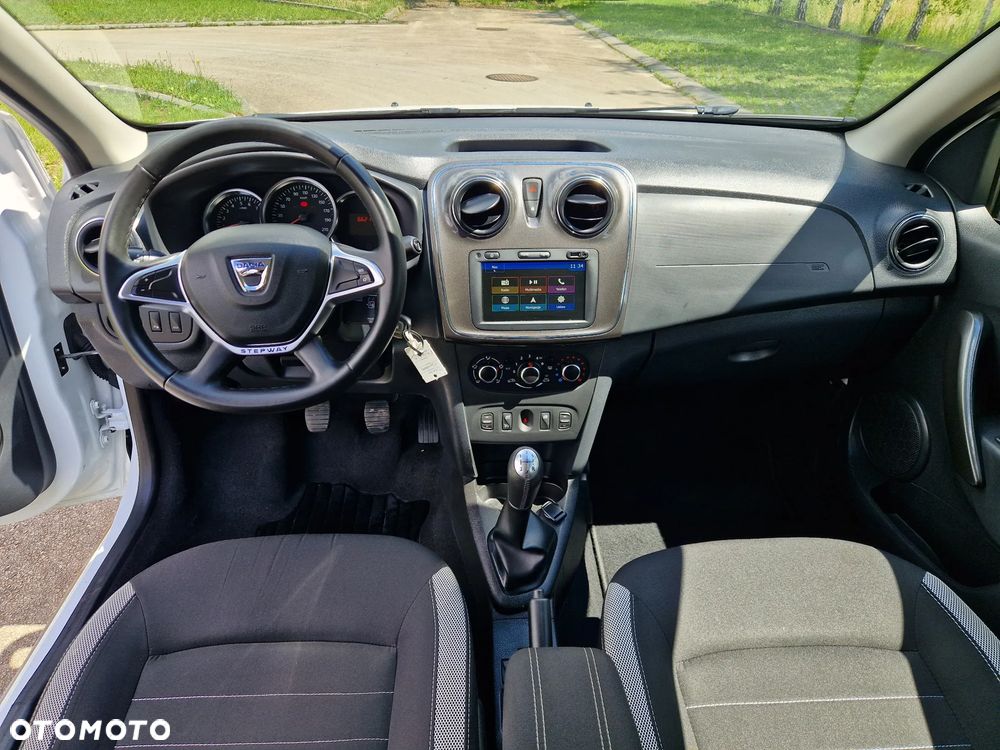 Dacia Sandero Stepway - 12