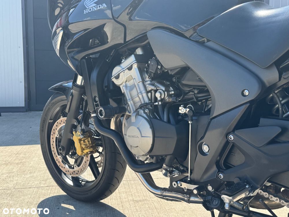 Honda CBF - 33