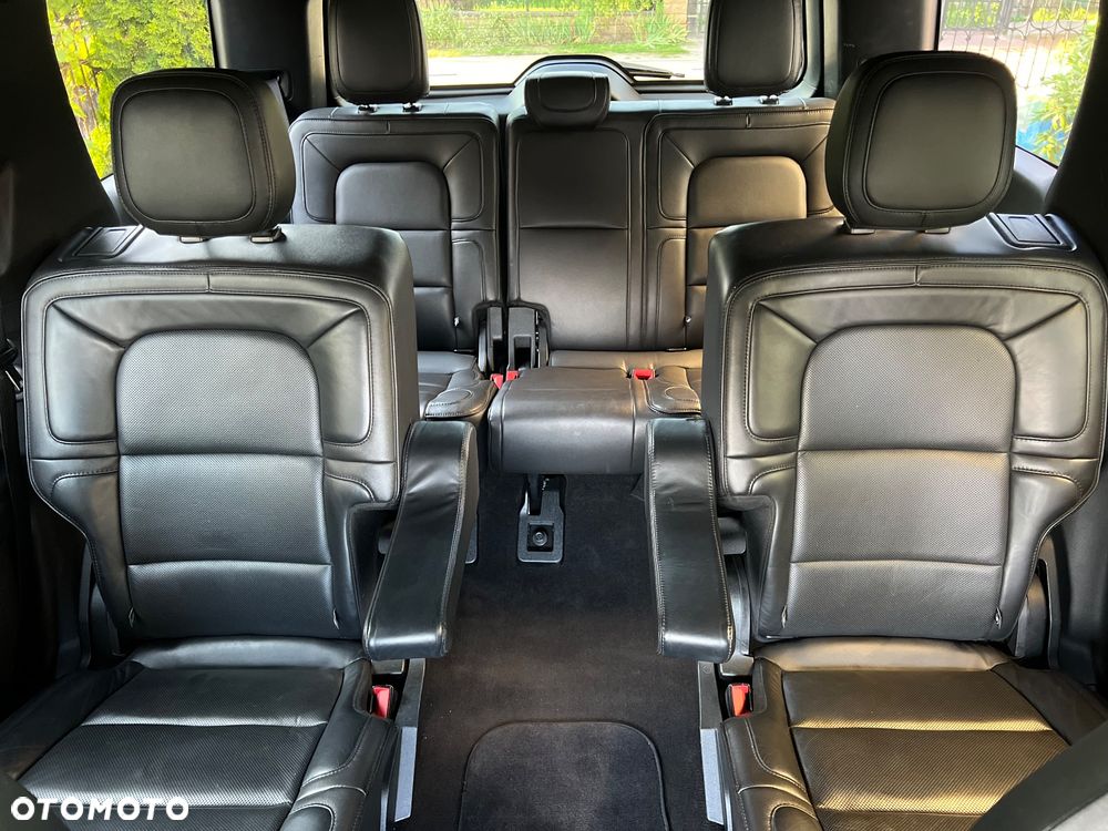 Lincoln Navigator - 19