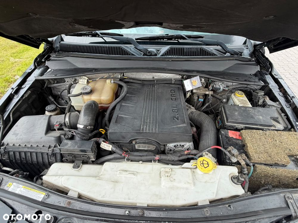 Dodge Nitro 2.8 CRD SXT - 8