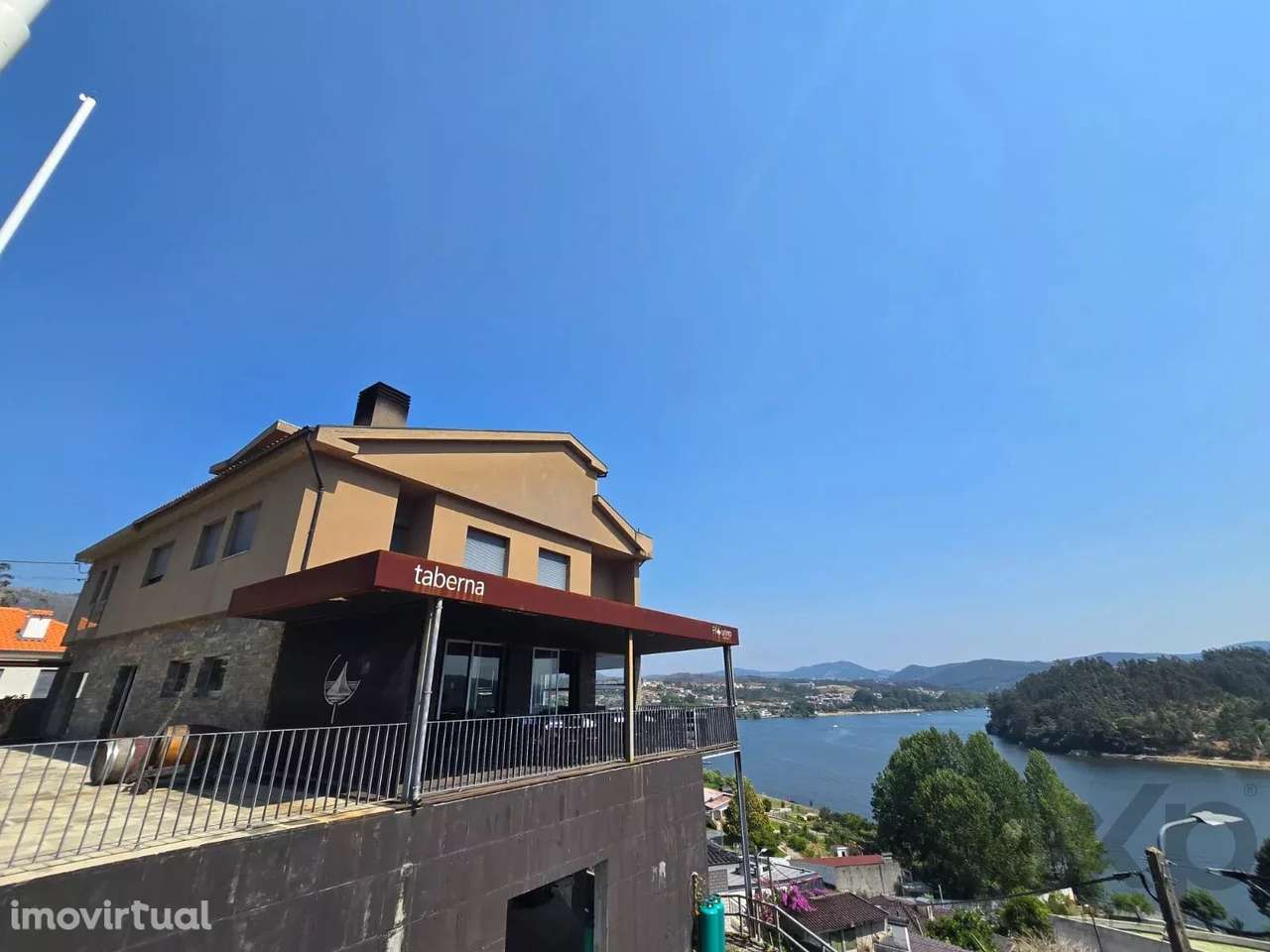 PORTUGAL • OPORTUNIDADE EXCLUSIVA DE INVESTIMENTO • VISTA PARA O RIO D - Grande imagem: 3/45