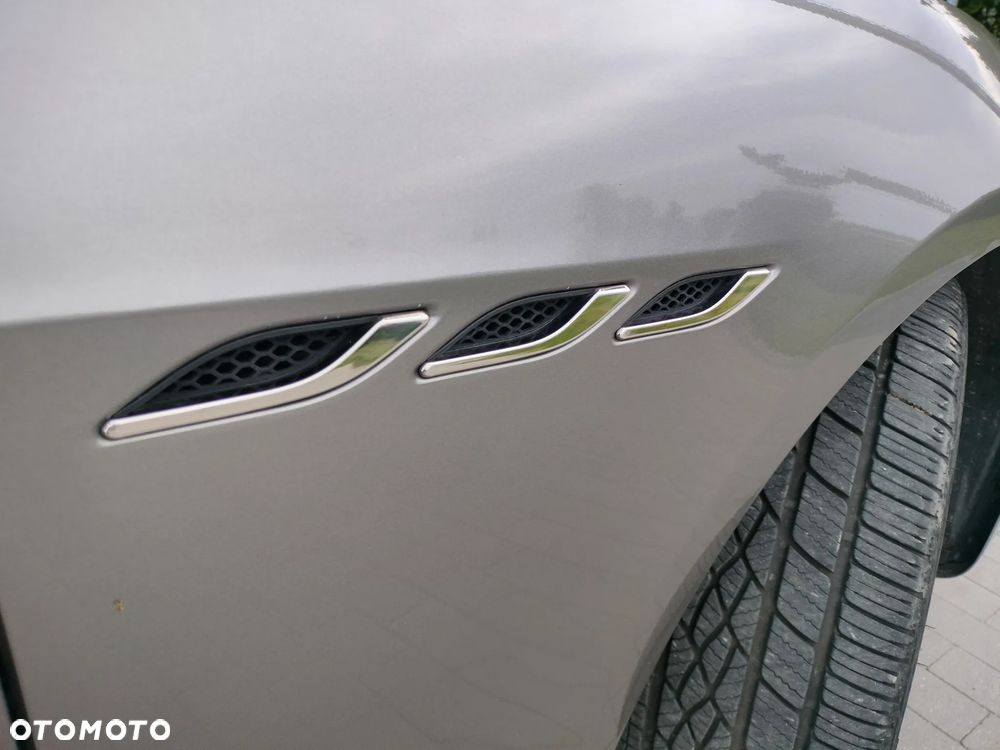 Maserati Ghibli Standard - 17