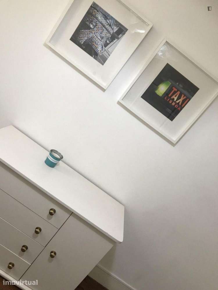 Quarto - localizado em Arroios Lisbon - Grande imagem: 4/18