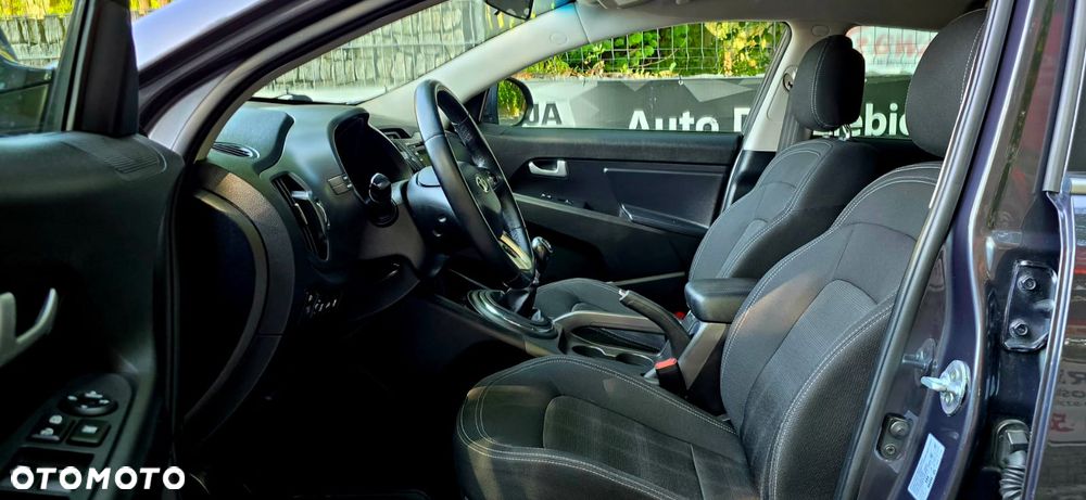 Kia Sportage 2.0 CRDI 4WD Dream-Team Edition - 26