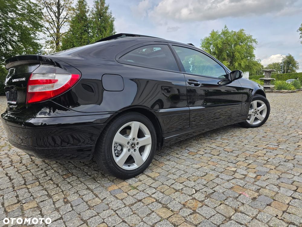 Mercedes-Benz Klasa C 200 Kompressor Sport Edition - 17