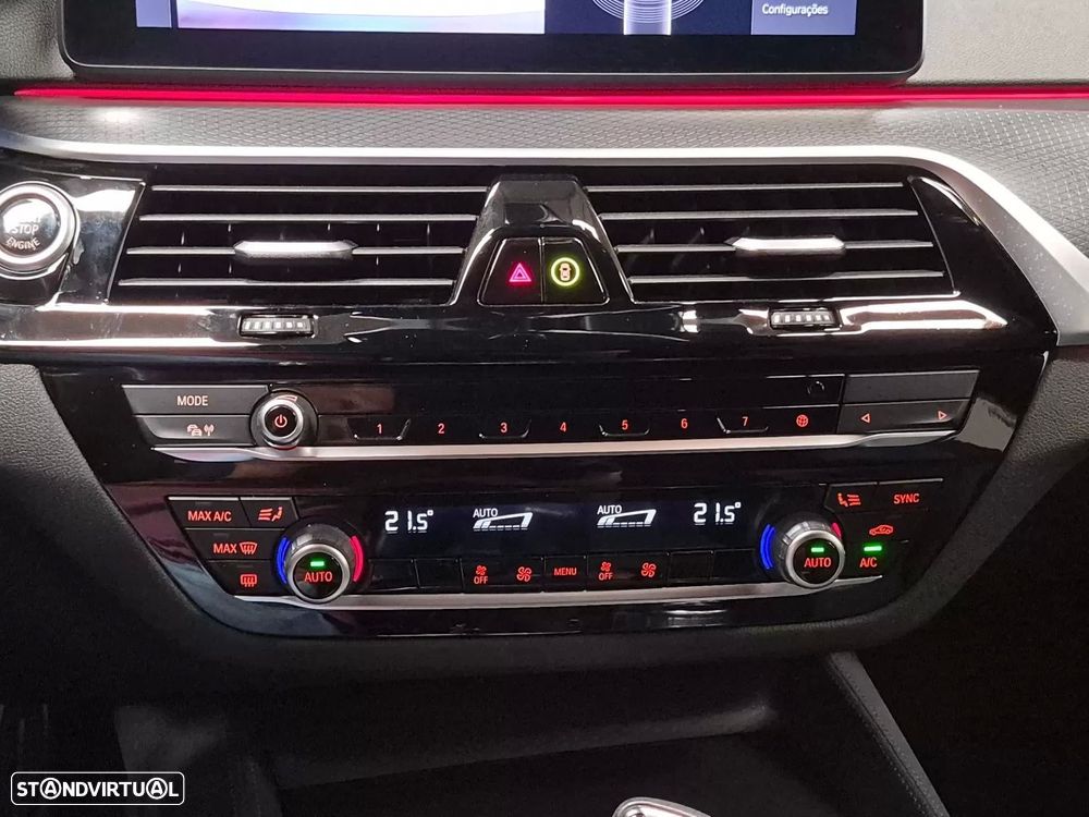 BMW 530 e Pack Desportivo M - 18