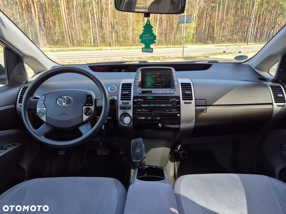 Toyota Prius 1.5 VVT-i Sol - 18