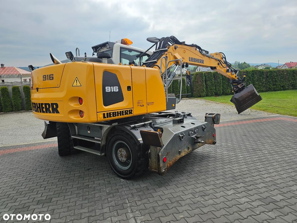 Liebherr A 916 - 35