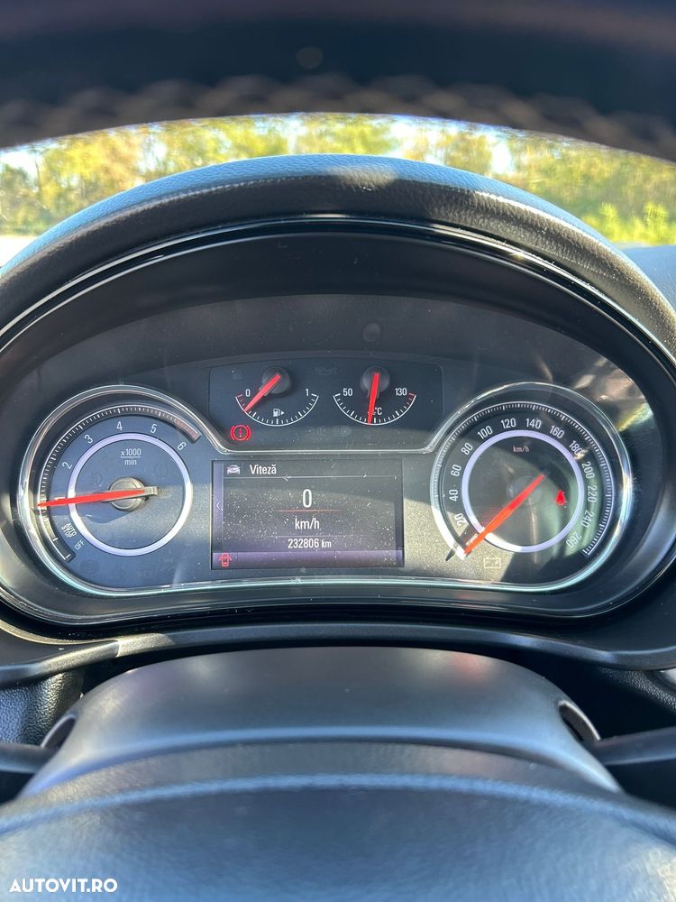 Opel Insignia 2.0 CDTI ECOTEC ECOFLEX Star/Stop - 12