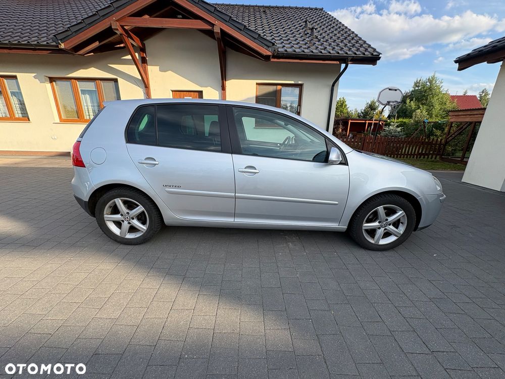 Volkswagen Golf 1.6 United - 6